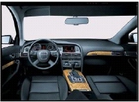 ↑고급스러움과 편리함, 안정성을 담은 내부 공간