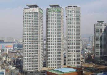 ↑오는 8월 입주예정인 한강로3가 시티파크