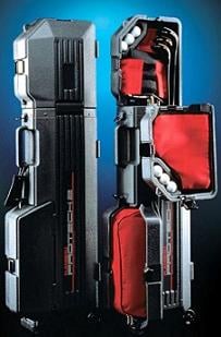 ↑ 골프백 '프로텍'. (1990년 미국산업디자이너협회 선정 IDEA 동상 수상)