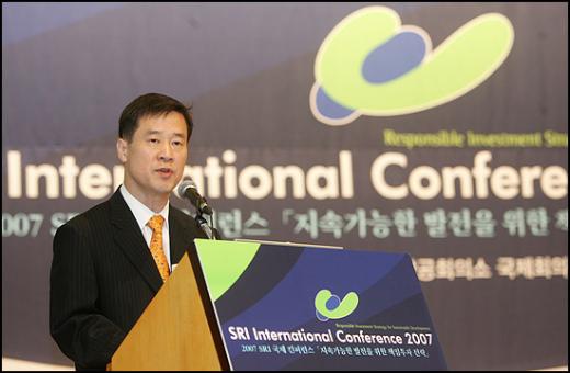 ↑홍선근 머니투데이 대표 환영사ⓒ<임성균 기자 tjdrbs23@>