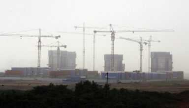 ▲아산시내 아파트 공사 현장. 아산시내에는 이같은 공사현장을 쉽게 찾아볼 수 있다.