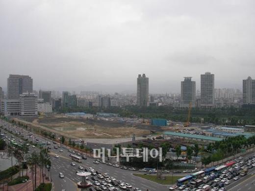 ↑ 잠실 제2 롯데월드 부지