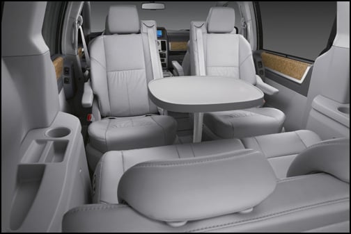 ▲ 크라이슬러 뉴 그랜드 보이저 내부