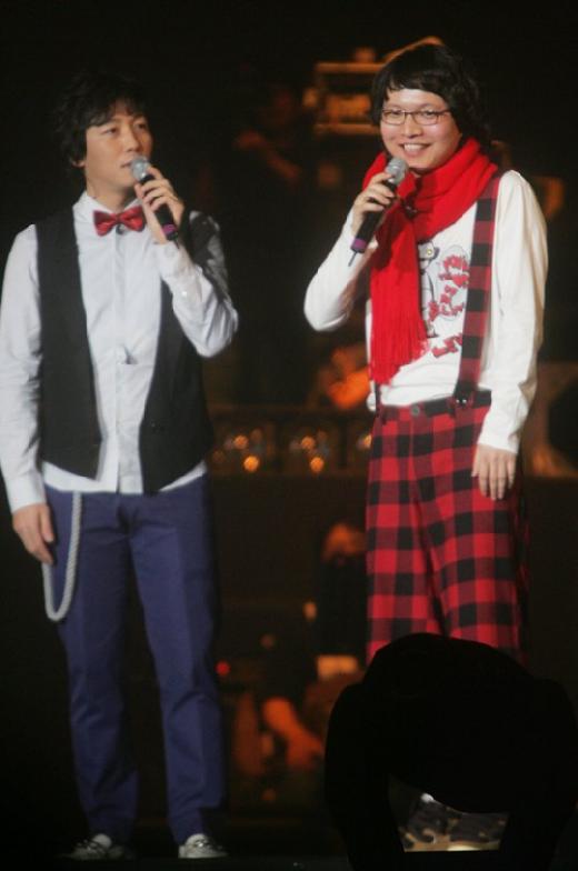 7년만에 콘서트를 벌인 탁재훈과 신정환 ⓒ김병관 기자 rainkimbk23@