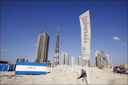 ↑현진건설이 두바이 비지니스 베이에 지상 41층짜리 2개 동 규모로 신축이 예정된 '스페이스 타워'의 부지.  ⓒ<임성균 기자 tjdrbs23@>