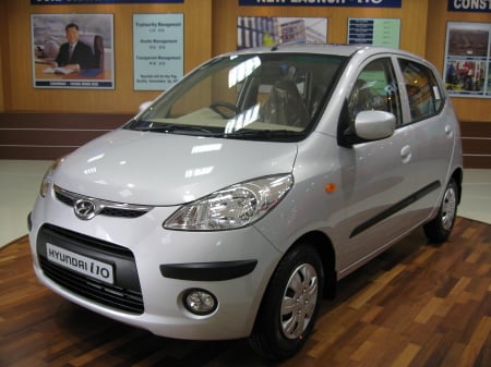 현대차 인도법인에서 생산중이 i10모델