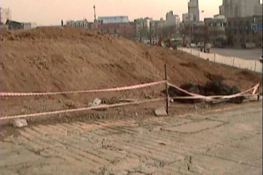 ↑ GS건설이 합정로터리에 주상복합아파트 4개동을 짓고 있다.