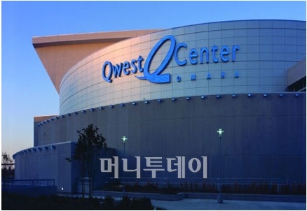 ↑버크셔 해서웨이 주총이 열린 오마하의 퀘스트센터