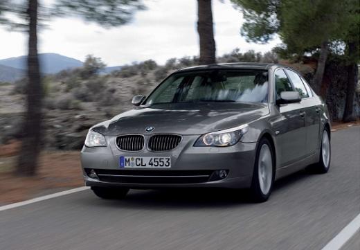 BMW 528i