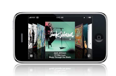 ▲애플이 아이폰의 대중화를 선언하며 199달러(8GB 기준) 가격에 내놓은 '3G 아이폰'