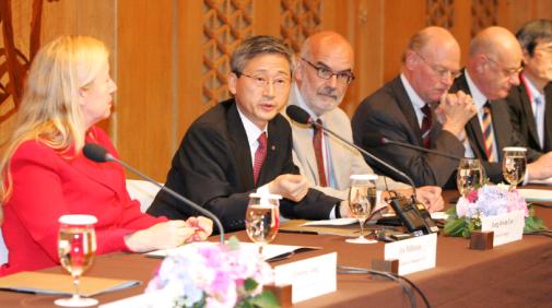 ▲이라 밀스타인(Ira Milstein)
예일대 교수
웨일 고샬 맨지스 수석파트너