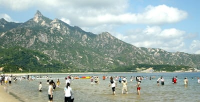 ↑ 금강산 해수욕장 모습