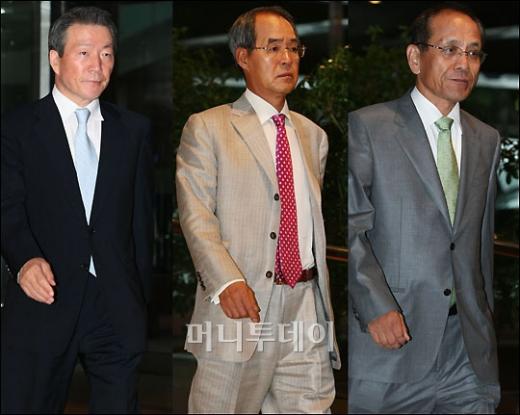 ↑삼성생명 이수창 사장, 삼성사회공헌위원회 배동만 사장, 삼성사회봉사단 한용외 사장 (좌측부터)