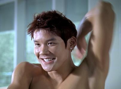 ↑박태환 선수가 등장해 직접 노래를 부른 SK텔레콤 광고