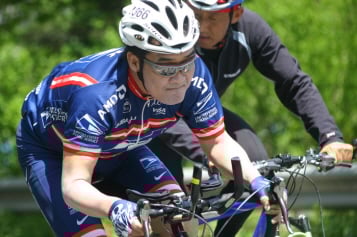 ▲ 철인3종경기 대회에 참가한 유경선 유진그룹 회장의 모습.