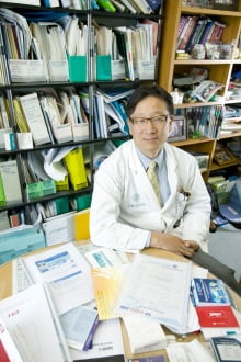 ↑ 강 교수는 "IIT를 통해 제약사, 환자, 연구자가 모두 이익을 얻을 수 있다"고 말했다.