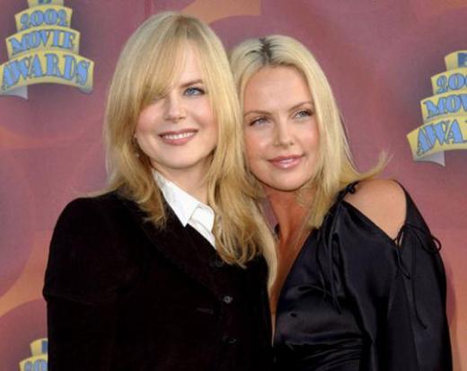 ↑ 니콜 키드먼(왼쪽)과 샤를리즈 테론