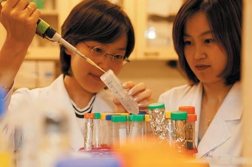 ↑서울아산병원 임상연구센터 연구원들.