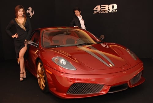↑페라리 430 스쿠데리아
