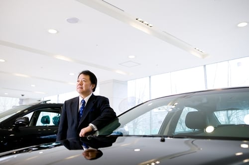 ↑치기라타이조 한국토요타자동차 사장(렉서스 LS600hl)