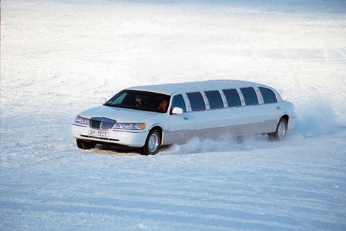 ↑링컨의 타운카 스페셜 리무진