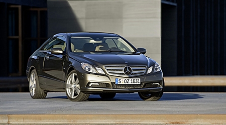 ↑메르세데스-벤츠 '뉴E클래스'