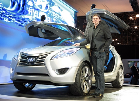 ↑↑현대자동차가 2009 뉴욕모터쇼에서 처음 공개한 콘셉트카 'HCD-11(누비스:Nuvis).[사진제공=현대차]