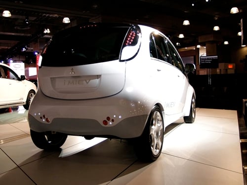 ↑미쓰비시 전기차 '아이미브'