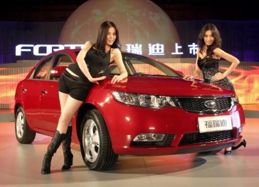 ↑ '중국형 포르테' 현지 신차발표회 모습.