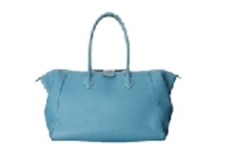 ↑ 2일 미국에서 귀국한 이영애가 맨 에르메스 황토색 가죽 숄더백과 같은 '에르메스 패리스-봄베이' 라인 제품. 매장에서 755만 원에 판매되고 있다.