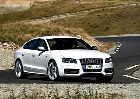 ↑아우디 'S5 스포츠백'