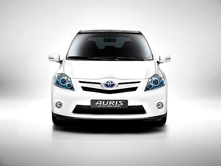↑토요타 '아우리스 HSD'(풀 하이브리드)