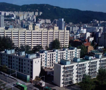 ↑ 금천구 시흥동 무지개, 필승 아파트 전경