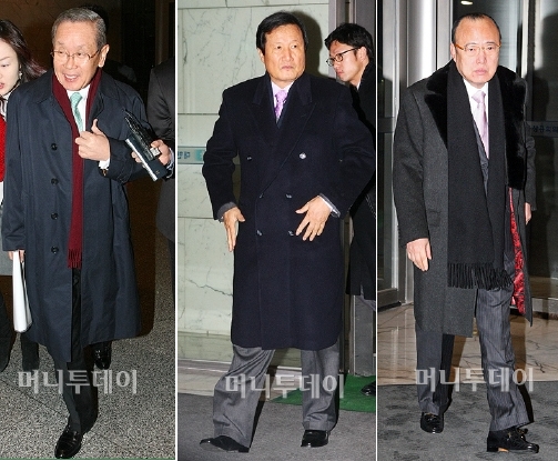 ↑왼쪽부터 박찬법 금호아시아나 회장, 윤증현 기획재정부 장관, 김승연 한화 회장.