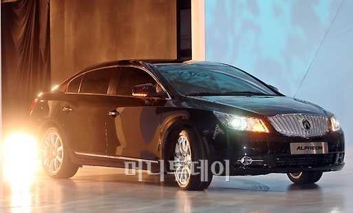 GM대우의 첫 준대형세단 '알페온'
사진=홍봉진 기자