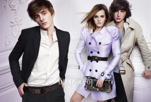 버버리의 2010 S/S 화보