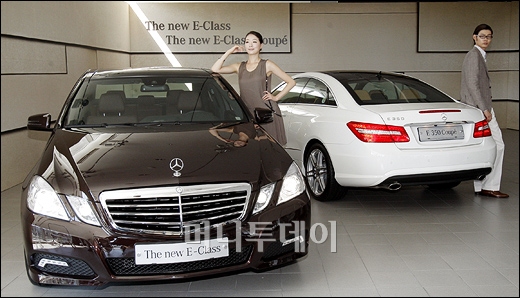 ↑메르세데스-벤츠가 작년 8월 출시한 뉴 E클래스 ⓒ이명근 기자