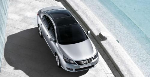 ↑르노 '레티튜드'