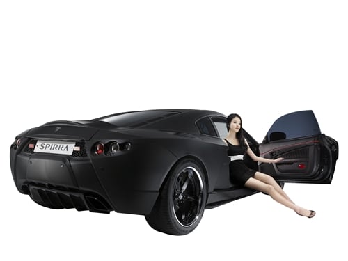 ↑'스피라EX'와 홍보모델 정인희씨