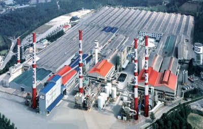 ↑KCC 여주 공장 전경.