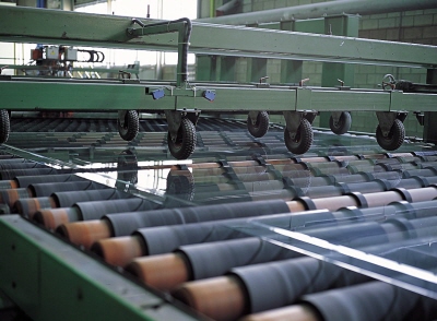 ↑KCC 여주 공장 판유리 제조 공정.