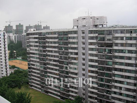 ↑ 송파구 잠실동 잠실주공5단지 전경