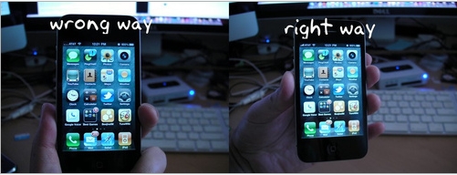 ↑미국 IT전문사이트에 소개된 수신불량을 피할 수 있는 올바른 아이폰4 파지법.