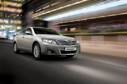 ↑ 토요타 캠리.