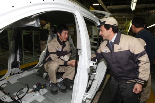 ↑마이크 아카몬 GM대우 사장