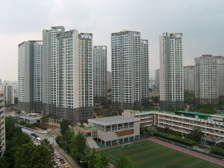 ↑ 하반기 입주단지 중 최대 규모인 군포시 산본동 래미안하이어스 아파트 단지