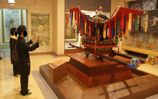 ↑동화사 성보 박물관