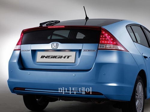 ↑인사이트 후면