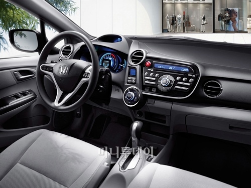 ↑인사이트 실내