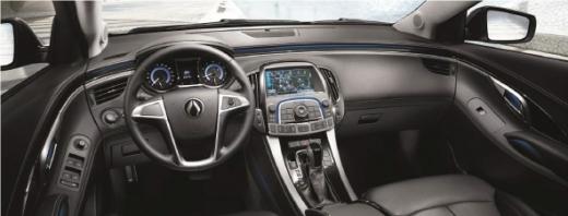 ↑알페온 2.4 실내